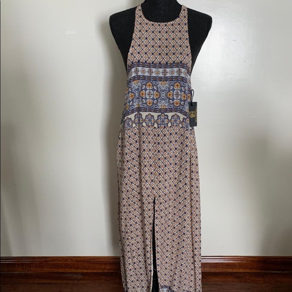 Dress - Picture 3 of 3